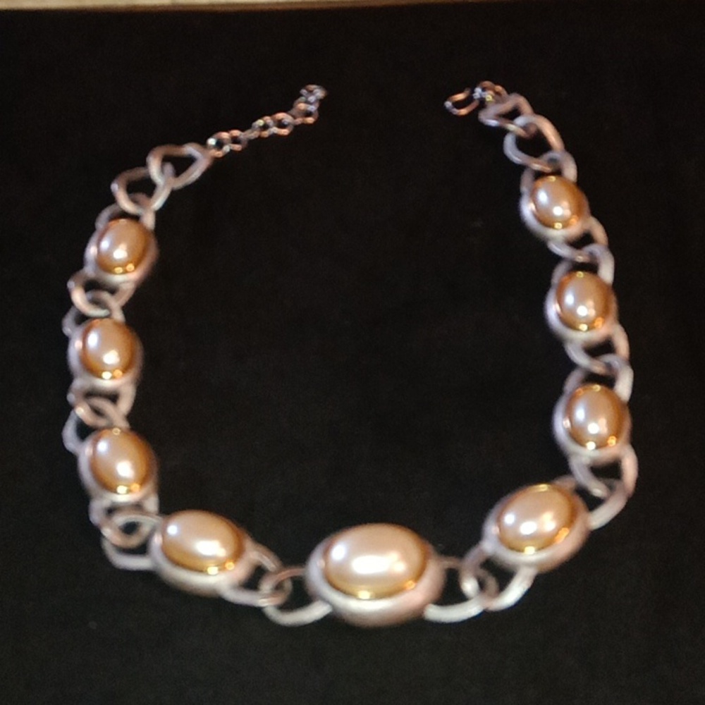 Vintage Signed Monet Choker Necklace Great Condition.